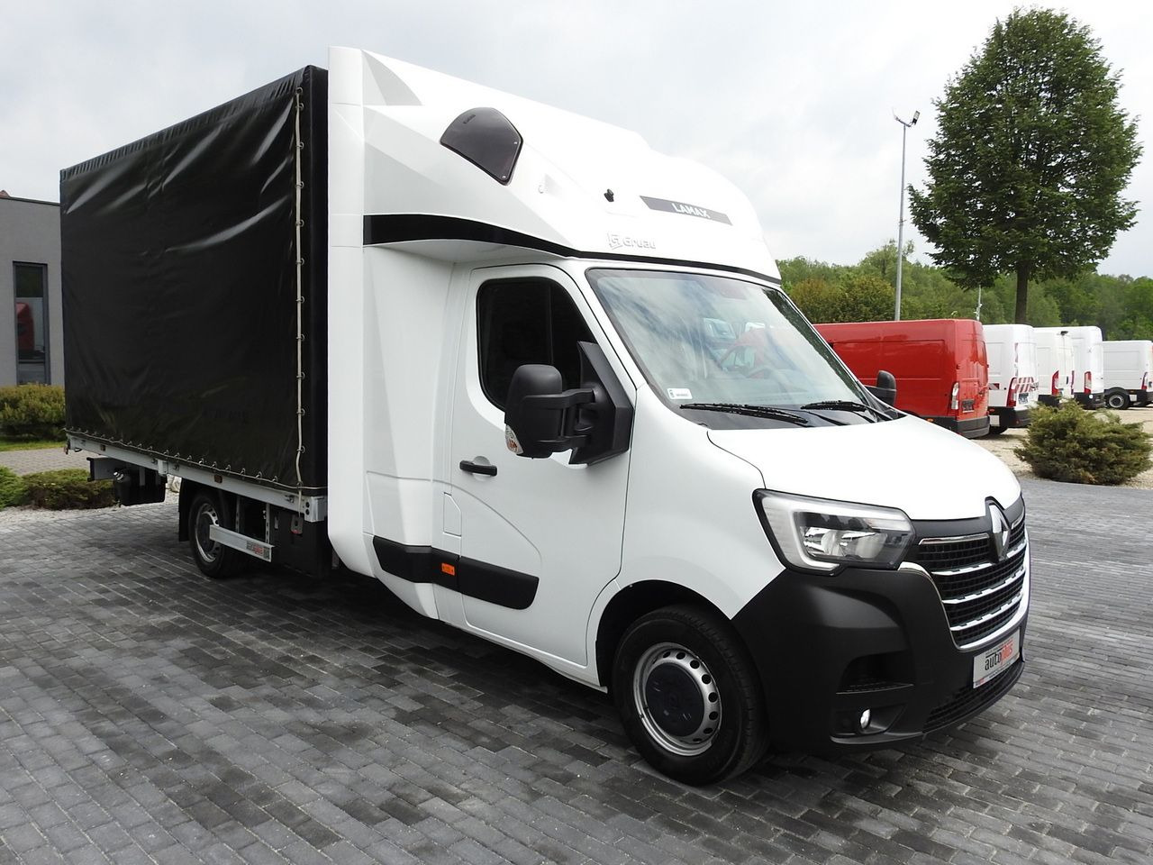 RENAULT MASTER TARPAULIN 10 PALLETS WEBASTO CRUISE CONTROL LED LIGHTS AIR CONDITIONING 165HP - Тентований фургон: фото 4 RENAULT MASTER TARPAULIN 10 PALLETS WEBASTO CRUISE CONTROL LED LIGHTS AIR CONDITIONING 165HP - Тентований фургон: фото 4