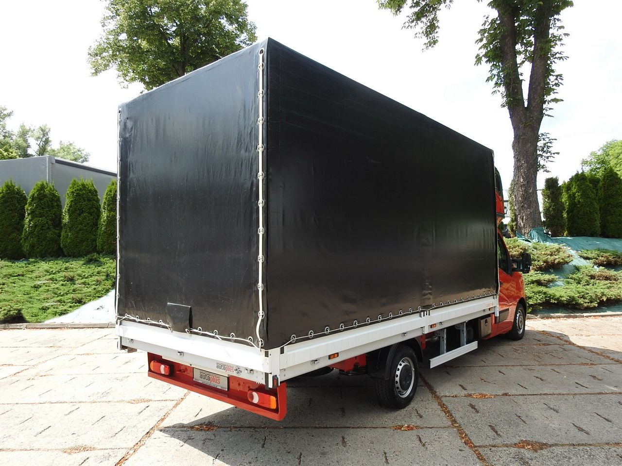 RENAULT MASTER TARPAULIN 10 PALLETS WEBASTO CRUISE CONTROL LED LIGHTS PNEUMATICS AIR CONDITIONING 165HP - Тентований фургон: фото 3 RENAULT MASTER TARPAULIN 10 PALLETS WEBASTO CRUISE CONTROL LED LIGHTS PNEUMATICS AIR CONDITIONING 165HP - Тентований фургон: фото 3