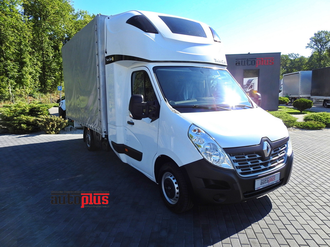RENAULT MASTER TARPAULIN 8 PALLETS WEBASTO CRUISE CONTROL AIR CONDITIONING PNEUMATICS 170HP - Тентований фургон: фото 1 RENAULT MASTER TARPAULIN 8 PALLETS WEBASTO CRUISE CONTROL AIR CONDITIONING PNEUMATICS 170HP - Тентований фургон: фото 1
