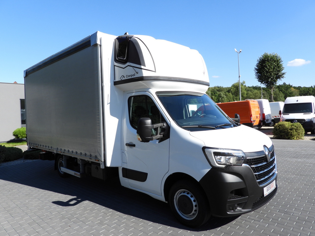 RENAULT MASTER TARPAULIN LIFT 10 PALLETS WEBASTO CRUISE CONTROL LED LIGHTS PNEUMATICS AIR CONDITIONING 165HP - Тентований фургон: фото 4 RENAULT MASTER TARPAULIN LIFT 10 PALLETS WEBASTO CRUISE CONTROL LED LIGHTS PNEUMATICS AIR CONDITIONING 165HP - Тентований фургон: фото 4