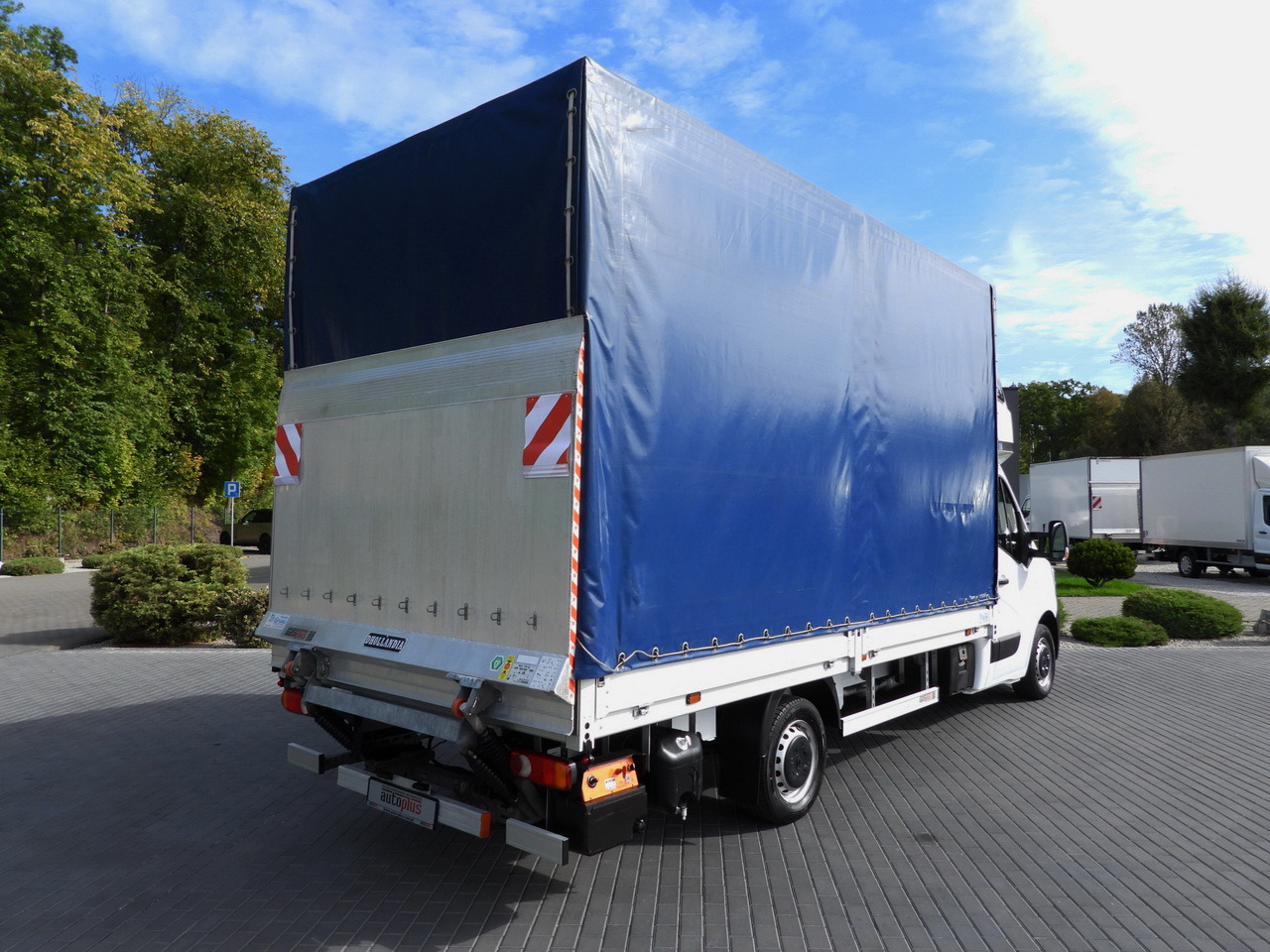 RENAULT MASTER TARPAULIN LIFT 9 PALLETS WEBASTO CRUISE CONTROL LED LIGHTS PNEUMATICS AIR CONDITIONING 165HP - Тентований фургон: фото 3 RENAULT MASTER TARPAULIN LIFT 9 PALLETS WEBASTO CRUISE CONTROL LED LIGHTS PNEUMATICS AIR CONDITIONING 165HP - Тентований фургон: фото 3