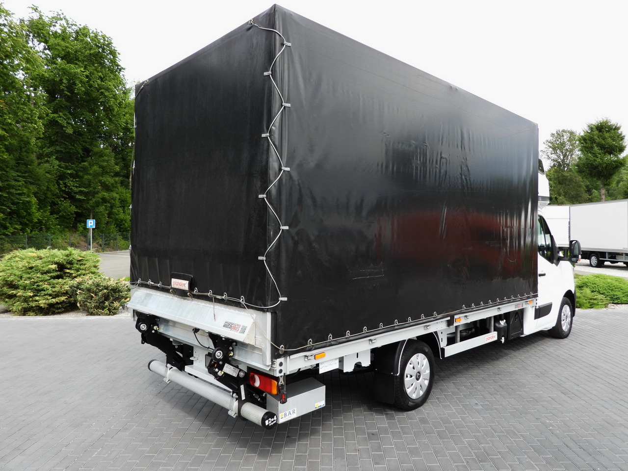 RENAULT MASTER TARPAULIN LIFT 9 PALLETS WEBASTO CRUISE CONTROL LED LIGHTS PNEUMATICS AIR CONDITIONING 165HP - Тентований фургон: фото 3 RENAULT MASTER TARPAULIN LIFT 9 PALLETS WEBASTO CRUISE CONTROL LED LIGHTS PNEUMATICS AIR CONDITIONING 165HP - Тентований фургон: фото 3