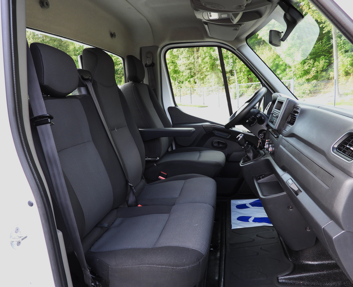 RENAULT MASTER TIPPER CRUISE CONTROL LED LIGHTS TWIN WHEELS AIR CONDITIONING 130HP - Малотоннажний самоскид: фото 2 RENAULT MASTER TIPPER CRUISE CONTROL LED LIGHTS TWIN WHEELS AIR CONDITIONING 130HP - Малотоннажний самоскид: фото 2