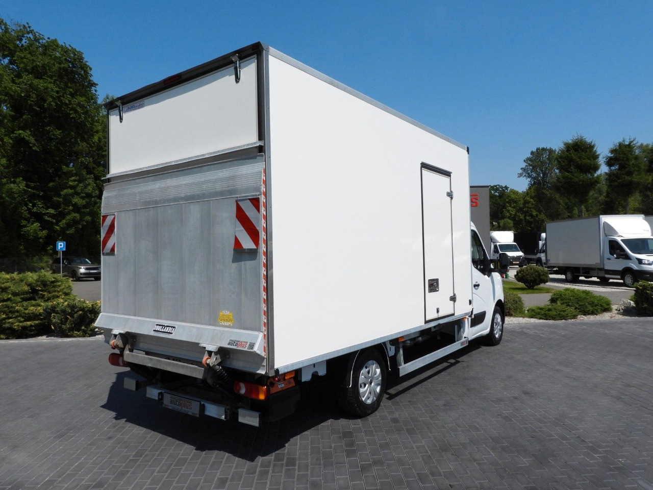 Renault MASTER KOFFER AUFZUG 8 PALETTEN TEMPOMAT LED - Фургон з закритим кузовом: фото 3 Renault MASTER KOFFER AUFZUG 8 PALETTEN TEMPOMAT LED - Фургон з закритим кузовом: фото 3
