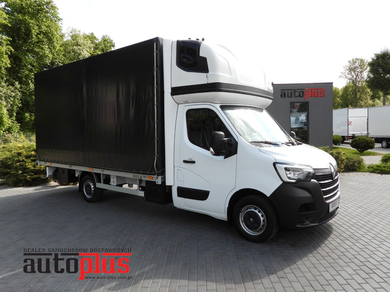 Renault MASTER PRITSCHE PLANE 10 PALETTEN WEBASTO A/C - Тентований фургон: фото 1 Renault MASTER PRITSCHE PLANE 10 PALETTEN WEBASTO A/C - Тентований фургон: фото 1