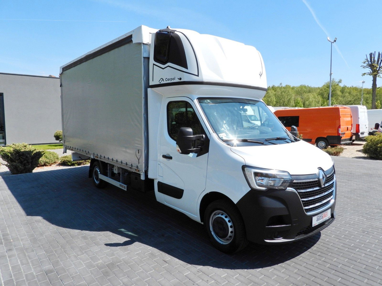 Renault MASTER PRITSCHE PLANE 10 PALETTEN WEBASTO A/C - Тентований фургон: фото 4 Renault MASTER PRITSCHE PLANE 10 PALETTEN WEBASTO A/C - Тентований фургон: фото 4