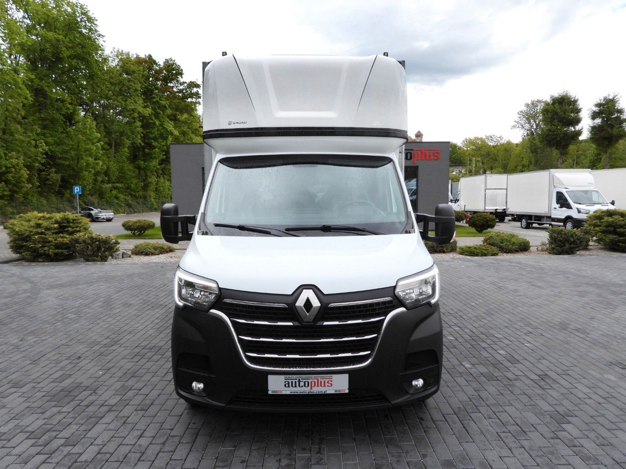 Renault MASTER PRITSCHE PLANE 10 PALETTEN WEBASTO A/C - Тентований фургон: фото 5 Renault MASTER PRITSCHE PLANE 10 PALETTEN WEBASTO A/C - Тентований фургон: фото 5