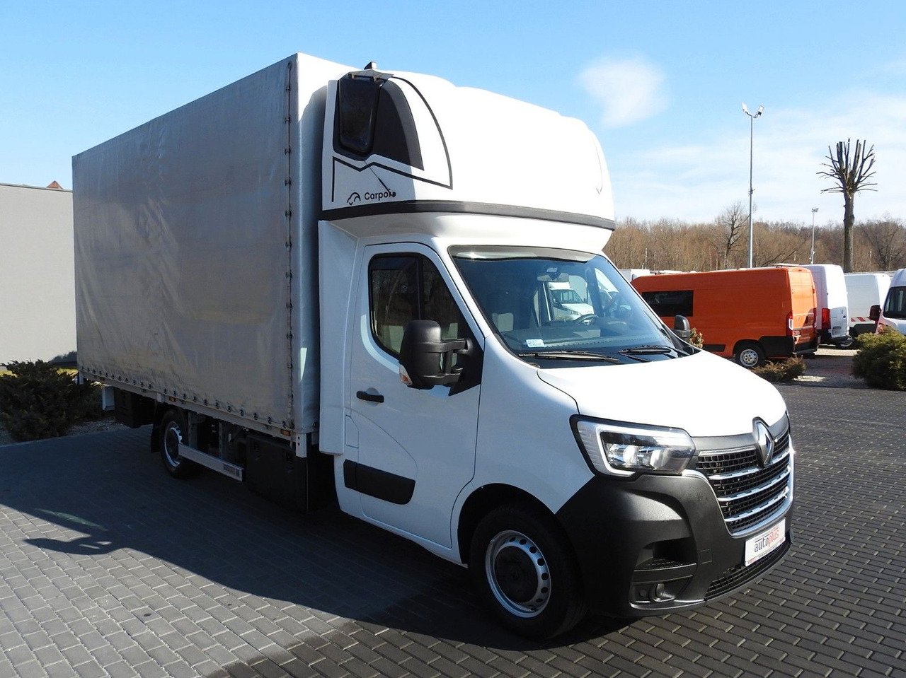 Renault MASTER PRITSCHE PLANE 10 PALETTEN WEBASTO - Тентований фургон: фото 4 Renault MASTER PRITSCHE PLANE 10 PALETTEN WEBASTO - Тентований фургон: фото 4