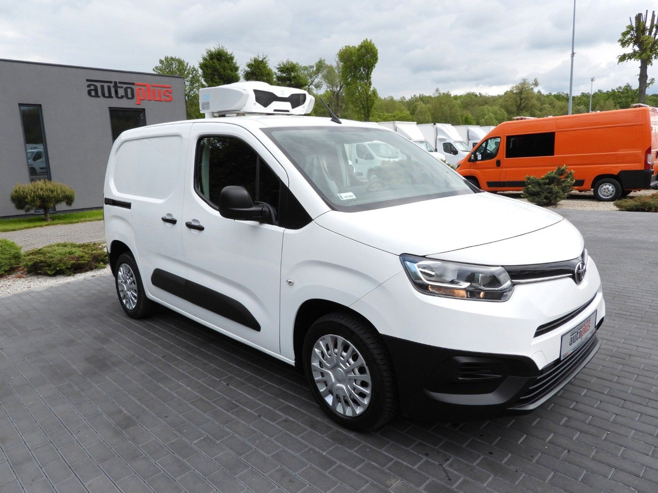 Toyota PROACE CITY KÜHLKASTENWAGEN -15*C TEMPOMAT A/C - Фургон-рефрижератор: фото 4 Toyota PROACE CITY KÜHLKASTENWAGEN -15*C TEMPOMAT A/C - Фургон-рефрижератор: фото 4