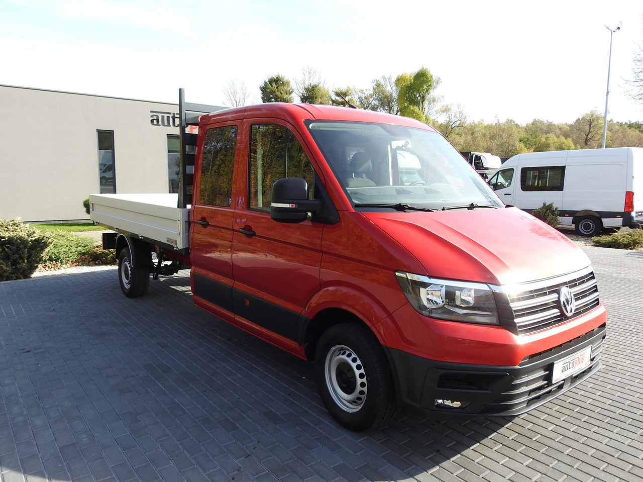 VOLKSWAGEN CRAFTER STAKE BODY DOUBLE CABIN DOKA 7 SEATS AIR CONDITIONING 140HP - Легка бортова вантажівка: фото 4 VOLKSWAGEN CRAFTER STAKE BODY DOUBLE CABIN DOKA 7 SEATS AIR CONDITIONING 140HP - Легка бортова вантажівка: фото 4