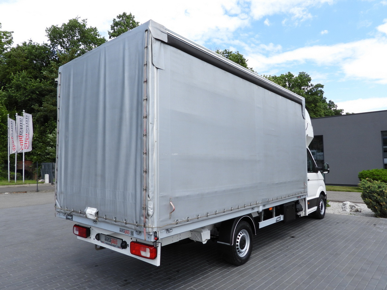 Тентований фургон VOLKSWAGEN CRAFTER TARPAULIN 10 PALLETS WEBASTO CRUISE CONTROL AIR CONDITIONING 180HP: фото 23 Тентований фургон VOLKSWAGEN CRAFTER TARPAULIN 10 PALLETS WEBASTO CRUISE CONTROL AIR CONDITIONING 180HP: фото 23