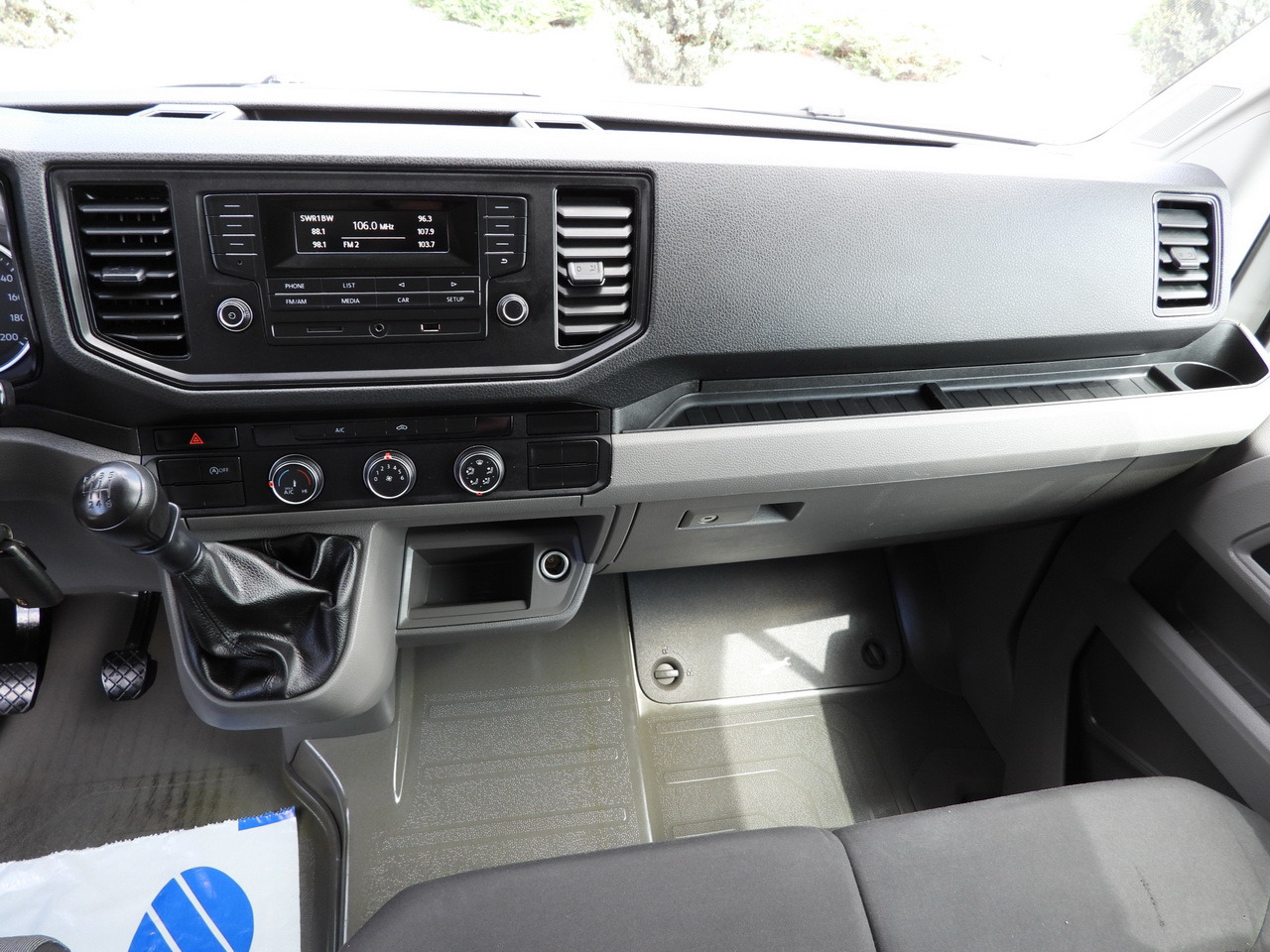 Тентований фургон VOLKSWAGEN CRAFTER TARPAULIN 10 PALLETS WEBASTO CRUISE CONTROL AIR CONDITIONING 180HP: фото 42 Тентований фургон VOLKSWAGEN CRAFTER TARPAULIN 10 PALLETS WEBASTO CRUISE CONTROL AIR CONDITIONING 180HP: фото 42