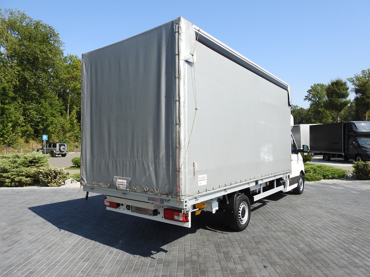 VOLKSWAGEN CRAFTER TARPAULIN 10 PALLETS WEBASTO CRUISE CONTROL AIR CONDITIONING LED LIGHTS 180HP - Тентований фургон: фото 3 VOLKSWAGEN CRAFTER TARPAULIN 10 PALLETS WEBASTO CRUISE CONTROL AIR CONDITIONING LED LIGHTS 180HP - Тентований фургон: фото 3