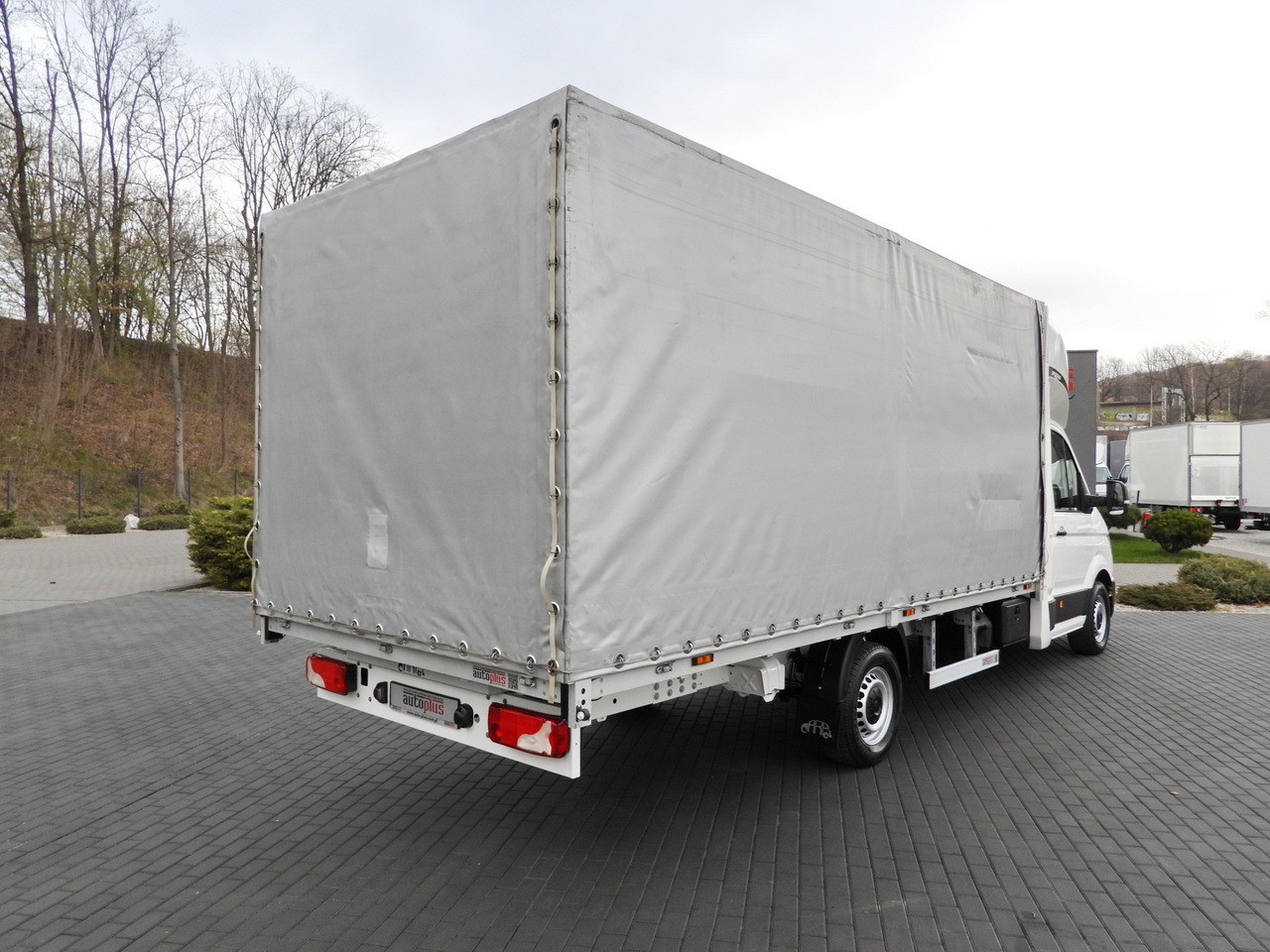 VOLKSWAGEN CRAFTER TARPAULIN 10 PALLETS WEBASTO CRUISE CONTROL LED LIGHTS 180HP - Тентований фургон: фото 3 VOLKSWAGEN CRAFTER TARPAULIN 10 PALLETS WEBASTO CRUISE CONTROL LED LIGHTS 180HP - Тентований фургон: фото 3