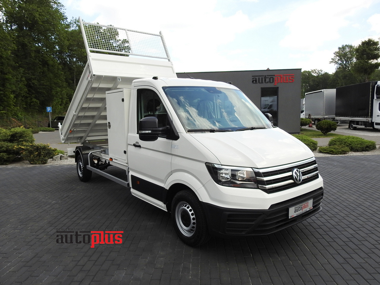 VOLKSWAGEN CRAFTER TIPPER CRUISE CONTROL 100HP - Малотоннажний самоскид: фото 1 VOLKSWAGEN CRAFTER TIPPER CRUISE CONTROL 100HP - Малотоннажний самоскид: фото 1