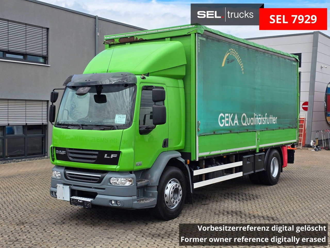 DAF FA LF 55.300 / Ladebordwand + Kofferseite - Тентована вантажівка: фото 1 DAF FA LF 55.300 / Ladebordwand + Kofferseite - Тентована вантажівка: фото 1