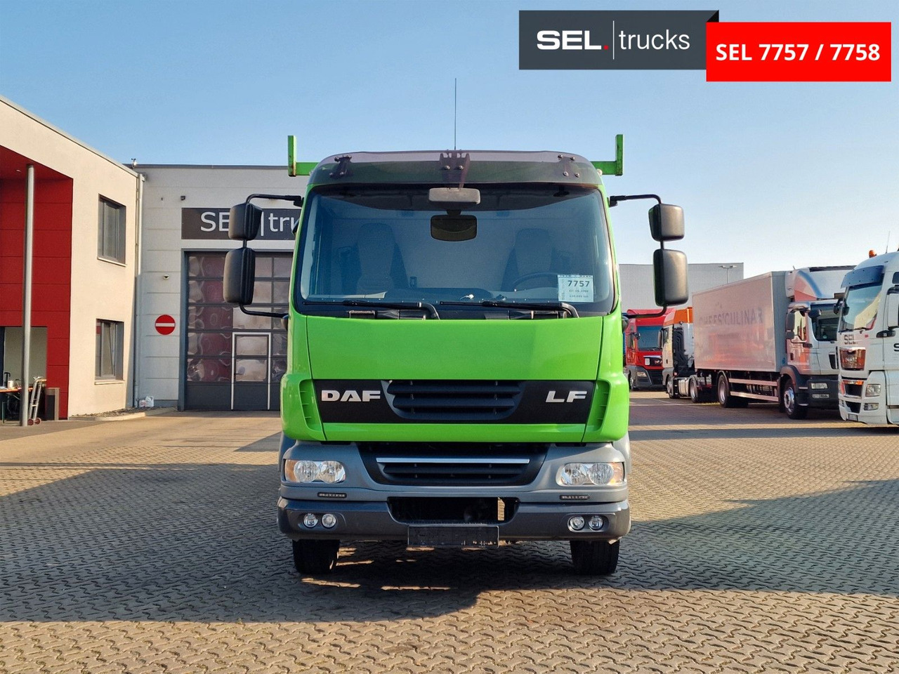 DAF LF 55.280 / Palfinger PK 9002EH / Komplettpreis - Вантажівка з маніпулятором: фото 2 DAF LF 55.280 / Palfinger PK 9002EH / Komplettpreis - Вантажівка з маніпулятором: фото 2