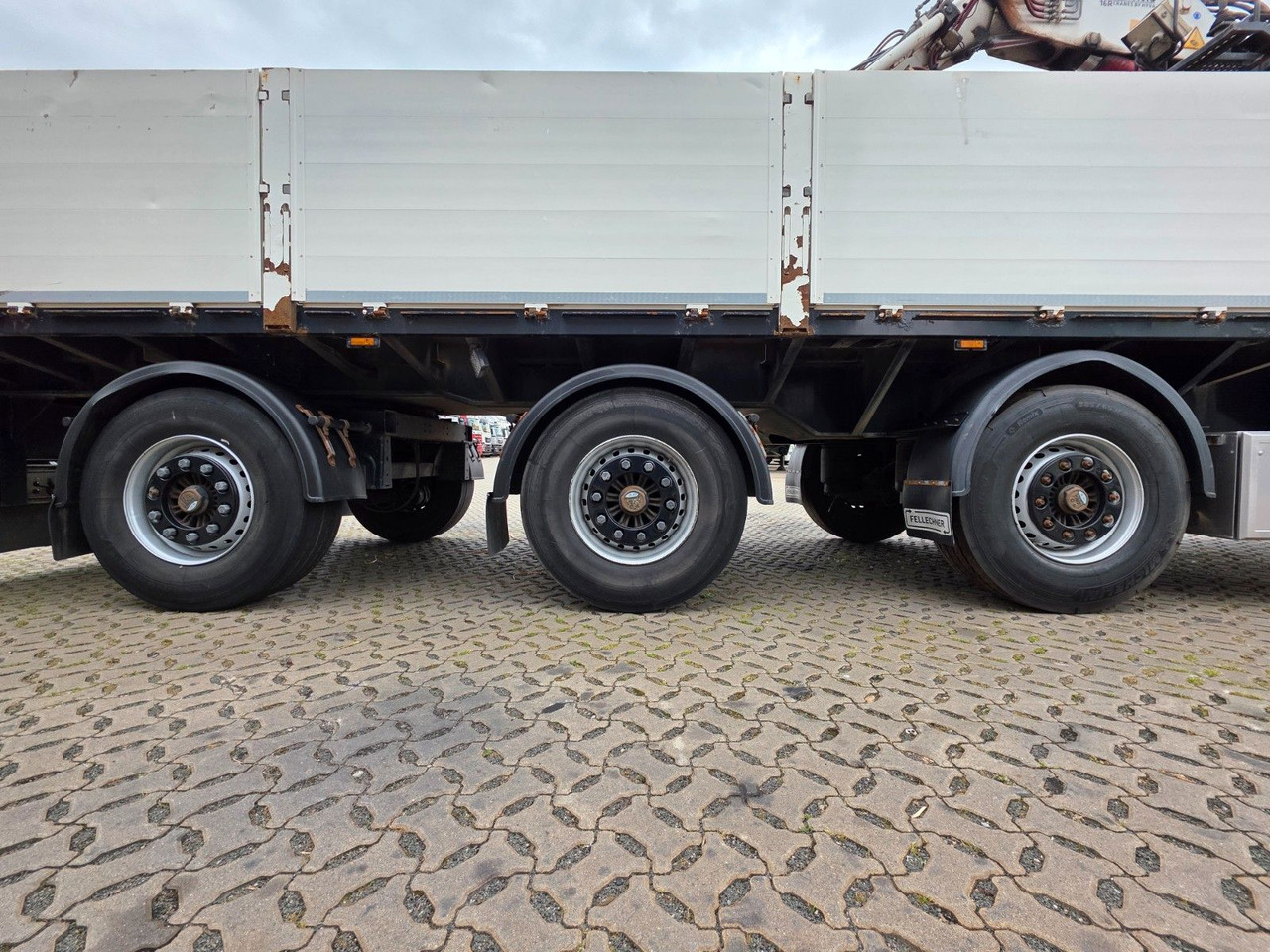 Бортовий напівпричіп/ Платформа Fellechner SB31-L36 / Rollkran / Lenkachse: фото 26