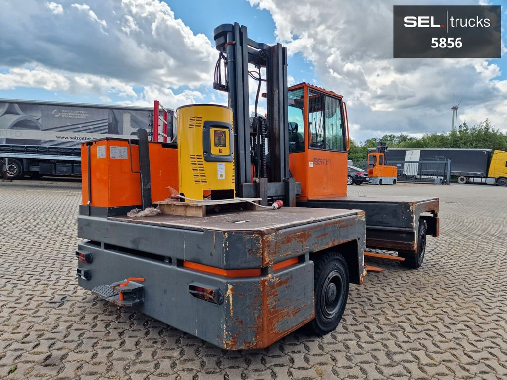 Hubtex S50E Seiten Stapler / 2011 / 9.086 h Hubtex S50E Seiten Stapler / 2011 / 9.086 h - Навантажувач боковий: фото 5 Hubtex S50E Seiten Stapler / 2011 / 9.086 h Hubtex S50E Seiten Stapler / 2011 / 9.086 h - Навантажувач боковий: фото 5