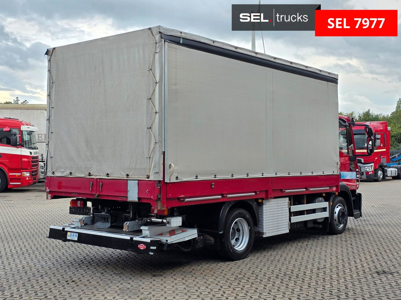 Iveco Eurocargo 120E28 / Ladebordwand / Aluklappen - Тентована вантажівка: фото 5 Iveco Eurocargo 120E28 / Ladebordwand / Aluklappen - Тентована вантажівка: фото 5