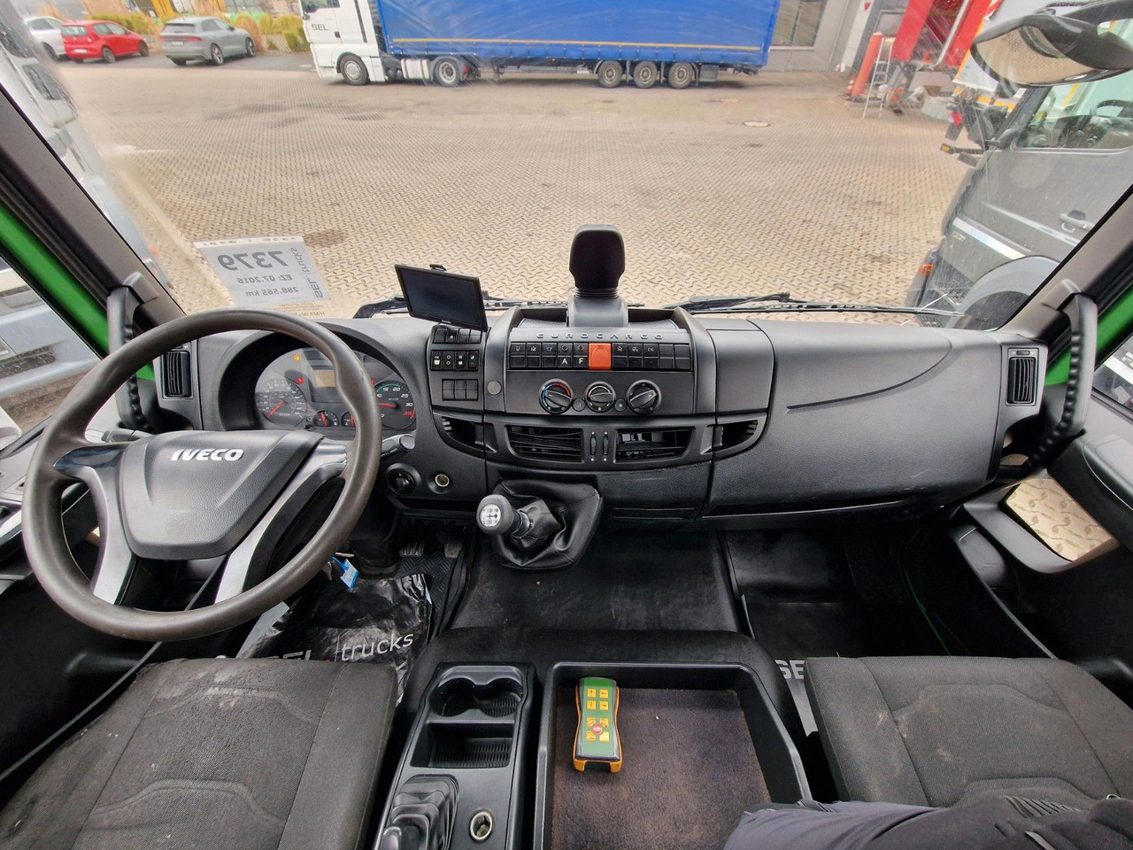 Самоскид вантажівка Iveco Eurocargo 140-250: фото 20