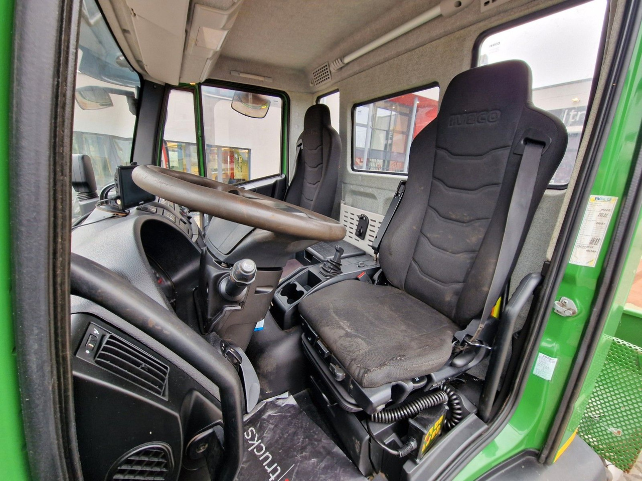 Самоскид вантажівка Iveco Eurocargo 140-250: фото 16