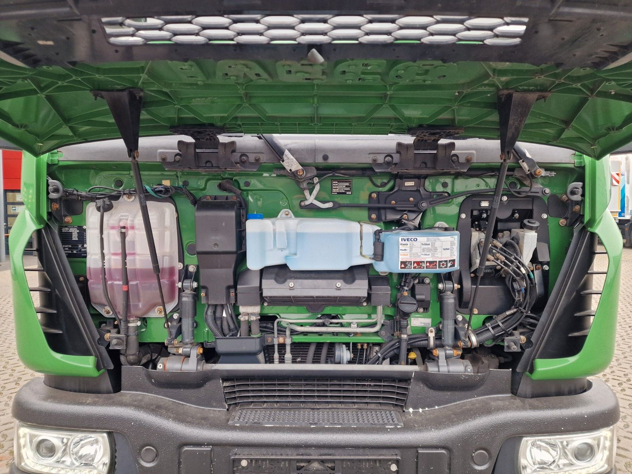 Самоскид вантажівка Iveco Eurocargo 140-250: фото 13