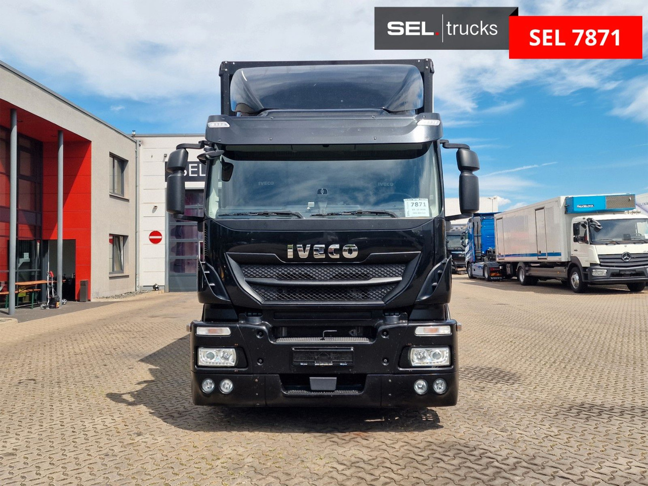Iveco Stralis 400 / Staplerhalterung / Lenk-Liftachse - Тентована вантажівка: фото 2 Iveco Stralis 400 / Staplerhalterung / Lenk-Liftachse - Тентована вантажівка: фото 2