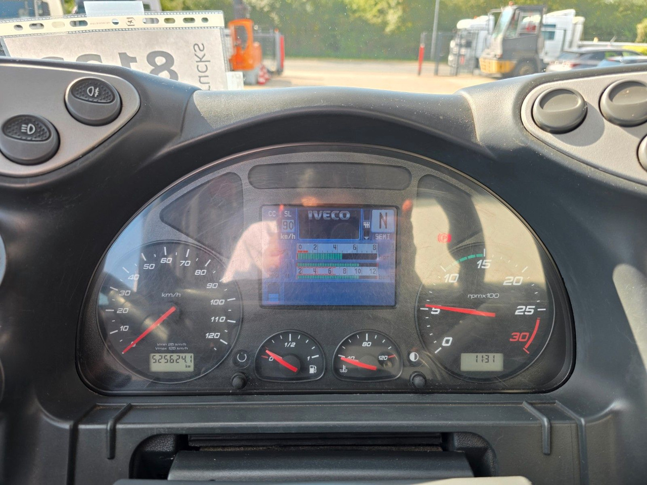 Вантажівка цистерна Iveco Stralis 420 / Sening / ADR AT / 14.600 l /: фото 23 Вантажівка цистерна Iveco Stralis 420 / Sening / ADR AT / 14.600 l /: фото 23