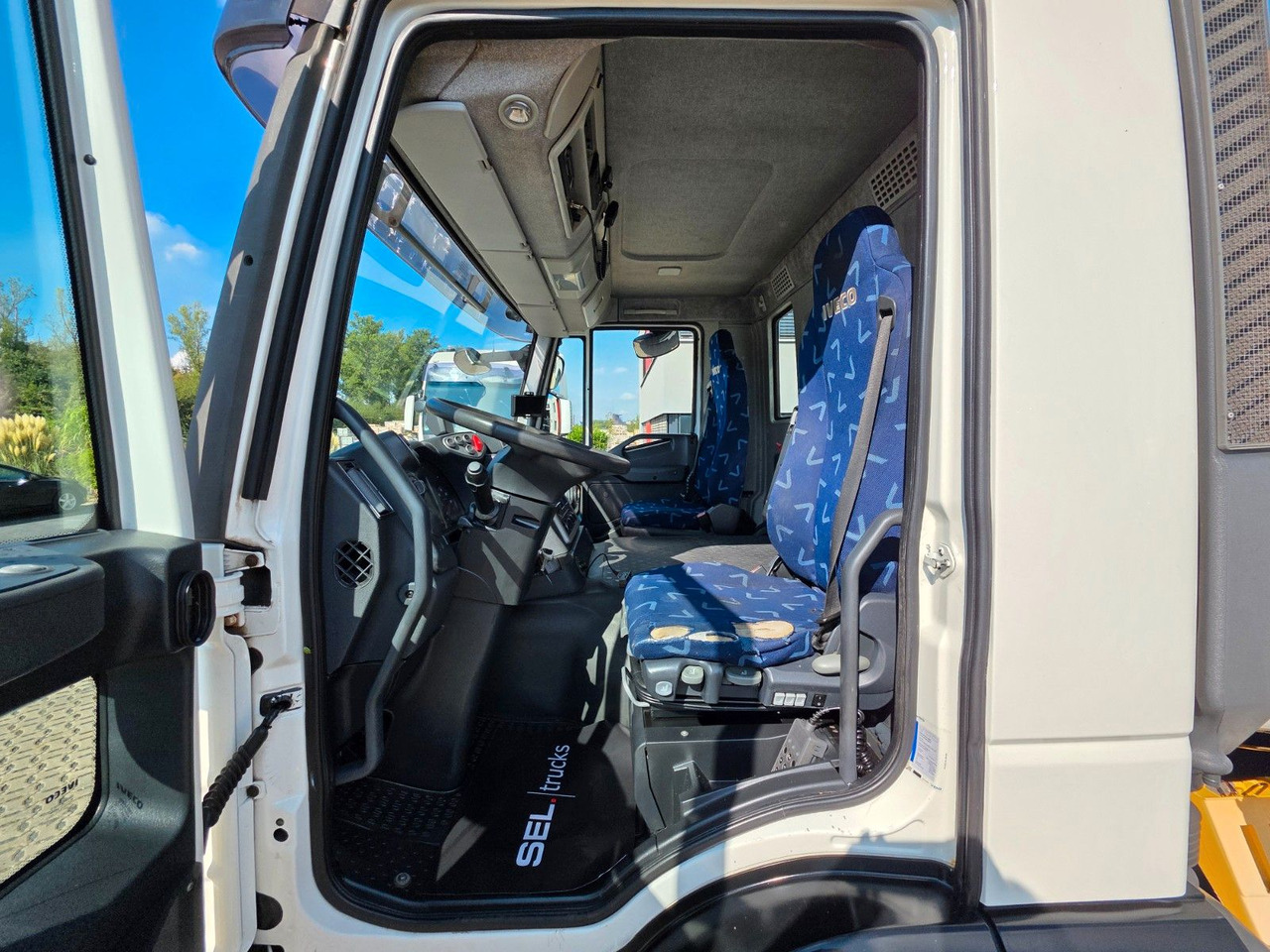 Вантажівка цистерна Iveco Stralis 420 / Sening / ADR AT / 14.600 l /: фото 16 Вантажівка цистерна Iveco Stralis 420 / Sening / ADR AT / 14.600 l /: фото 16