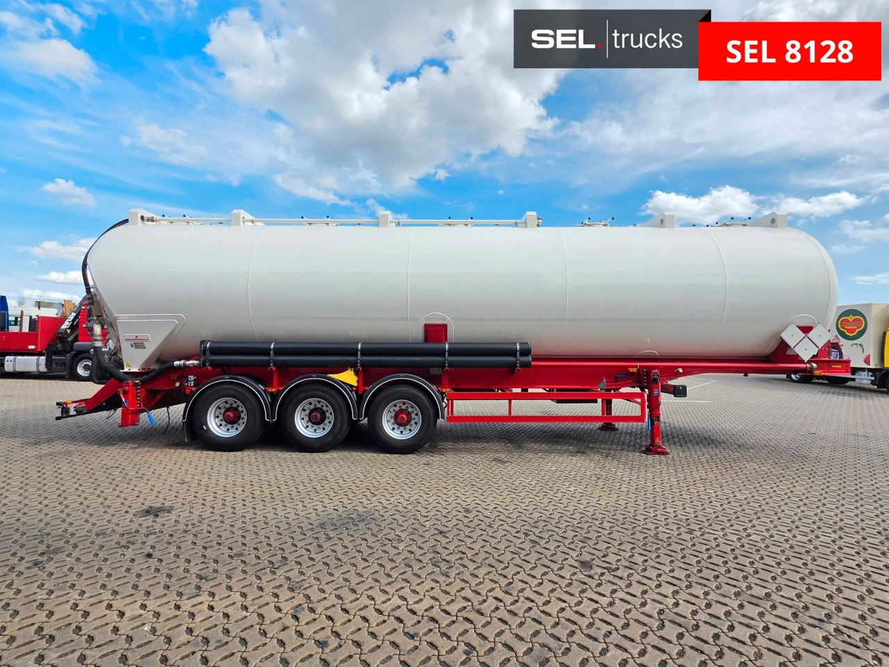 Kässbohrer XS / Kippsilo / 60 m3 / ADR AT - Напівпричіп цистерна для сипучих вантажів: фото 4 Kässbohrer XS / Kippsilo / 60 m3 / ADR AT - Напівпричіп цистерна для сипучих вантажів: фото 4