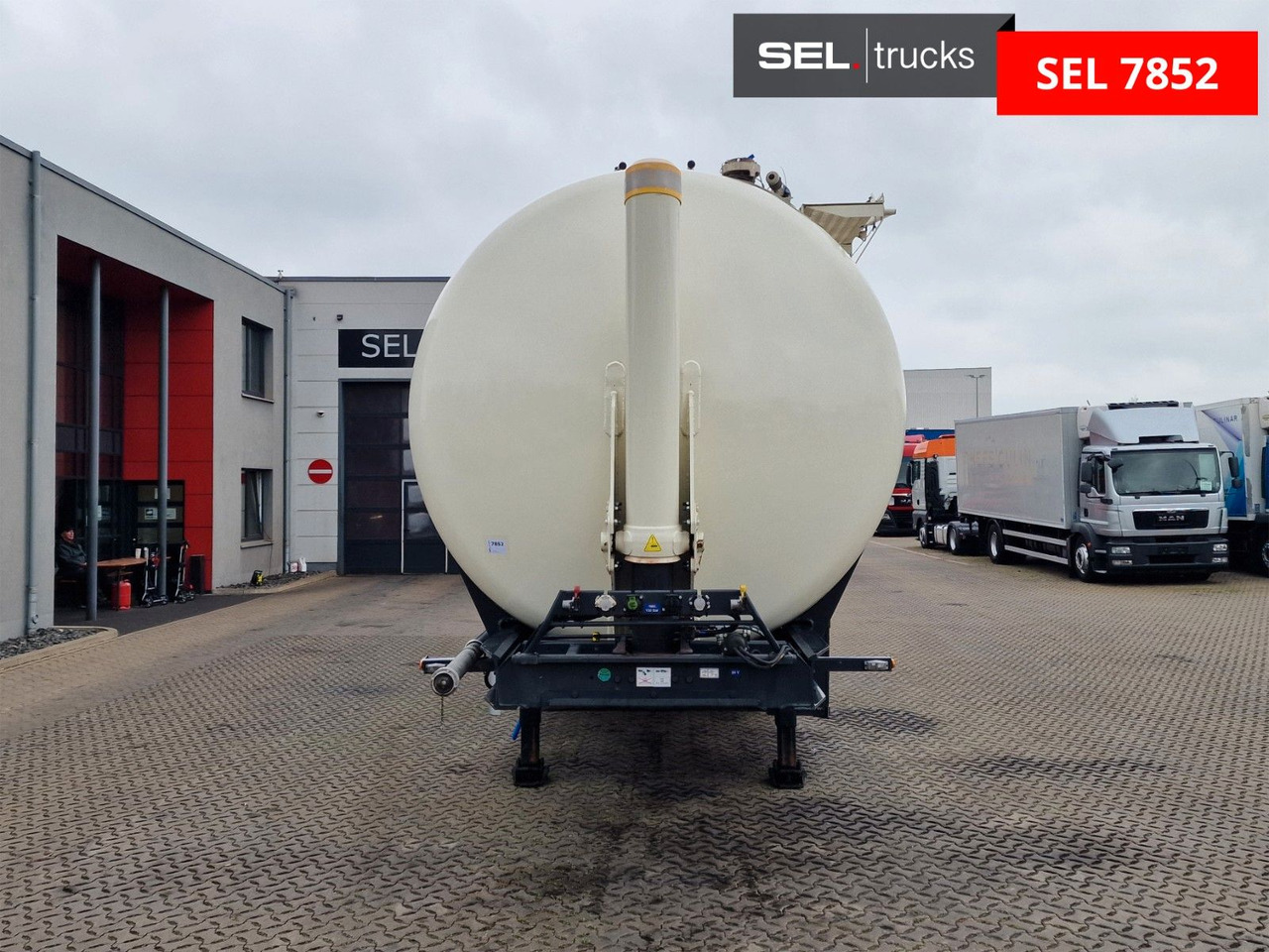 Kässbohrer XS SSK-60 / Kippsilo / Liftachse / 60m3 - Напівпричіп цистерна для сипучих вантажів: фото 2 Kässbohrer XS SSK-60 / Kippsilo / Liftachse / 60m3 - Напівпричіп цистерна для сипучих вантажів: фото 2