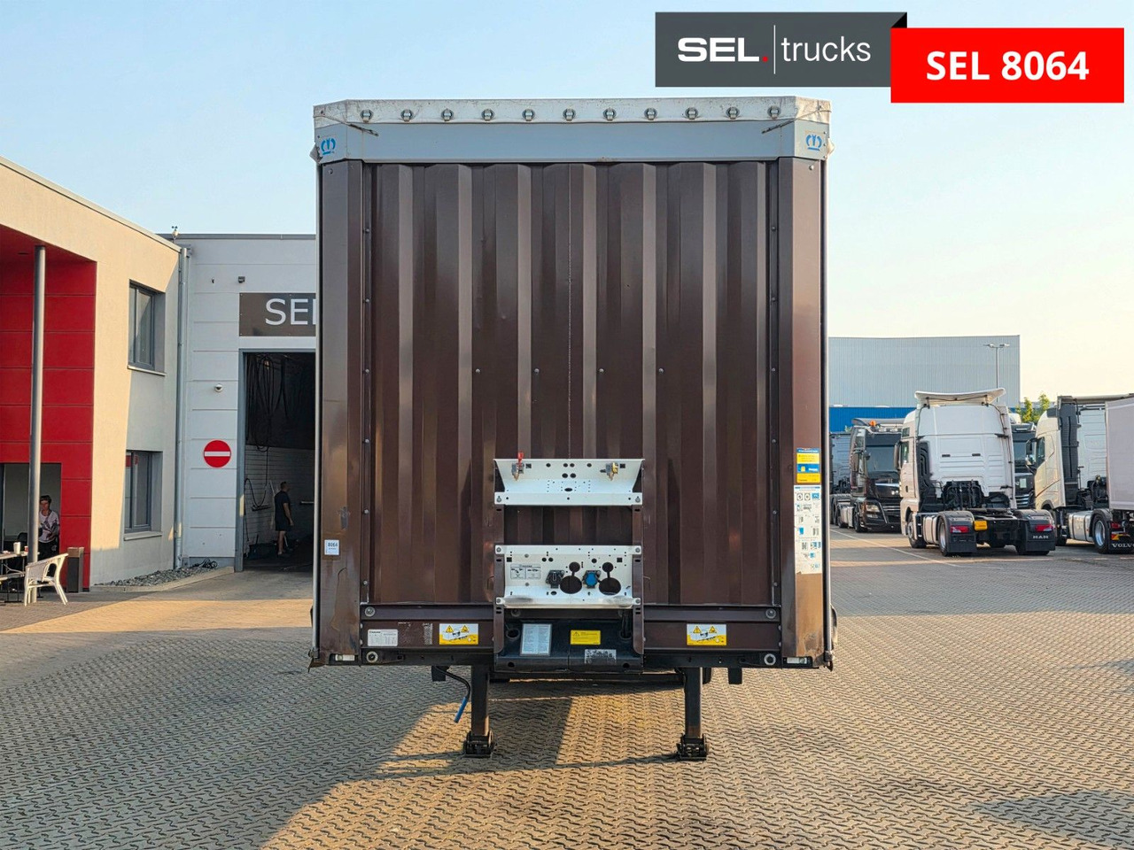 Krone SZ / EDSCHA / Liftachse - Тентований напівпричіп: фото 2 Krone SZ / EDSCHA / Liftachse - Тентований напівпричіп: фото 2