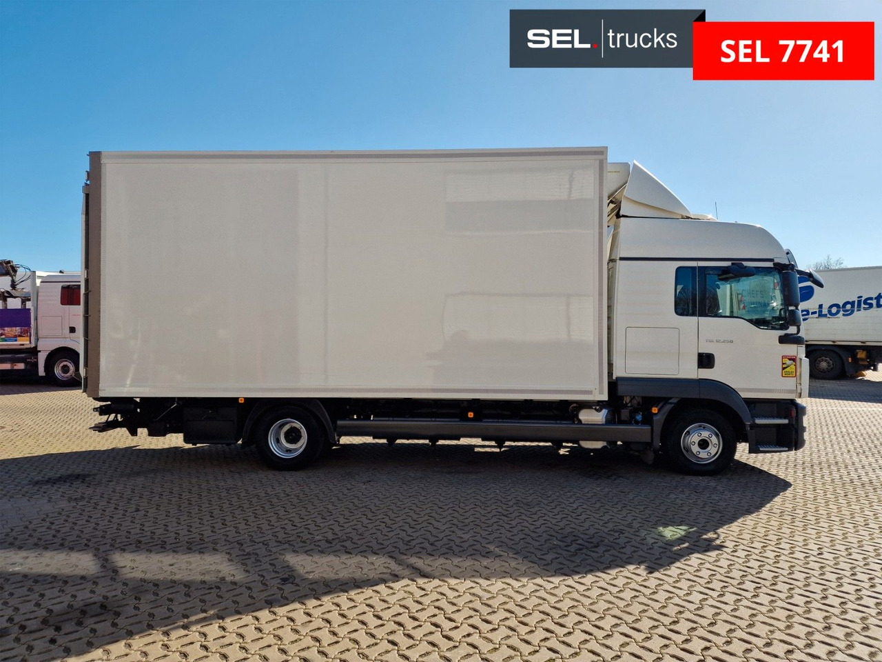 MAN TGL 12.250 4X2 BL / Ladebordwand - Рефрижератор вантажівка: фото 4 MAN TGL 12.250 4X2 BL / Ladebordwand - Рефрижератор вантажівка: фото 4