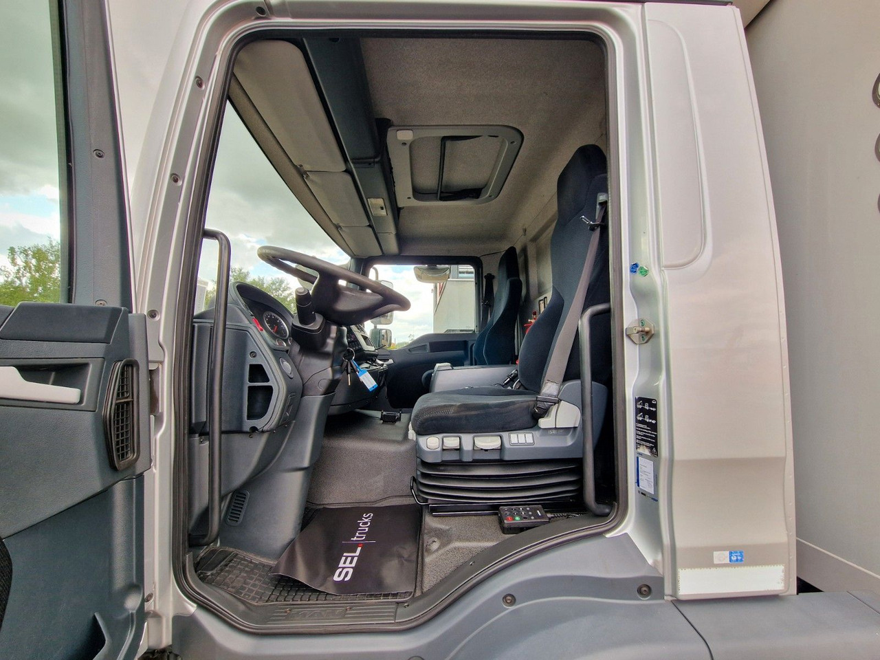 Рефрижератор вантажівка MAN TGM 18.290 4X2 LL/Ldbw/Triple Verdamp. /FRC 2020: фото 16 Рефрижератор вантажівка MAN TGM 18.290 4X2 LL/Ldbw/Triple Verdamp. /FRC 2020: фото 16