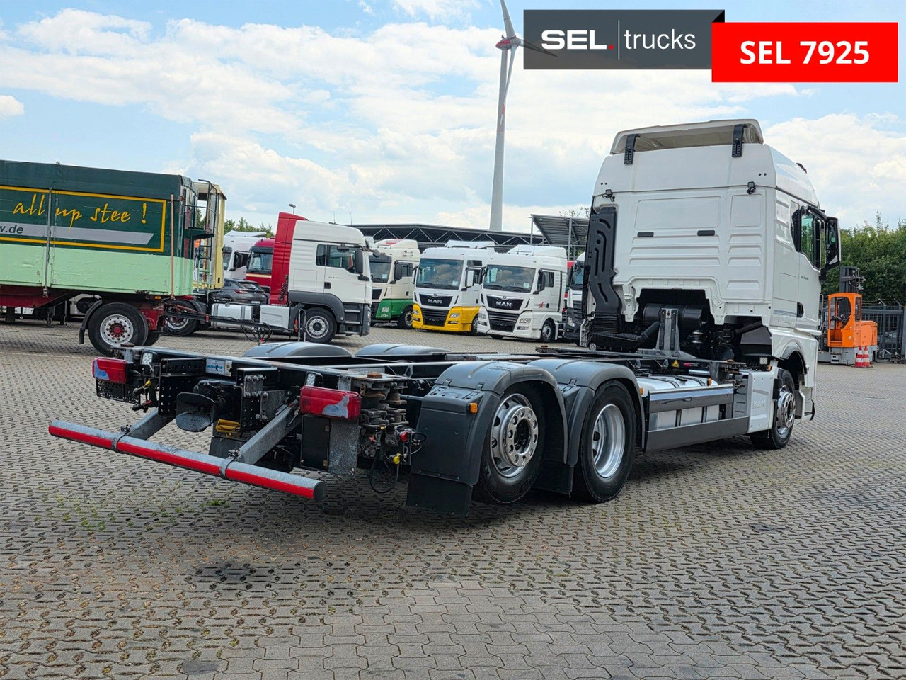 MAN TGX 26.510 6x2-2 LL CH / ZF Intarder / Liftachse - Контейнеровоз/ Змінний кузов вантажівка: фото 5 MAN TGX 26.510 6x2-2 LL CH / ZF Intarder / Liftachse - Контейнеровоз/ Змінний кузов вантажівка: фото 5