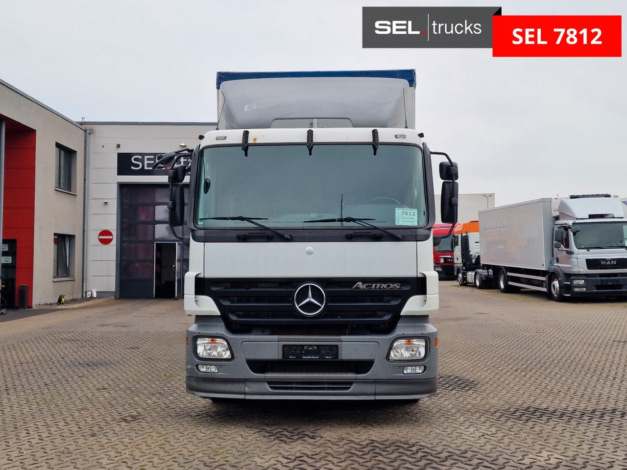 Mercedes-Benz Actros 2541 / Lenkachse / Liftachse / V6 - Тентована вантажівка: фото 2 Mercedes-Benz Actros 2541 / Lenkachse / Liftachse / V6 - Тентована вантажівка: фото 2