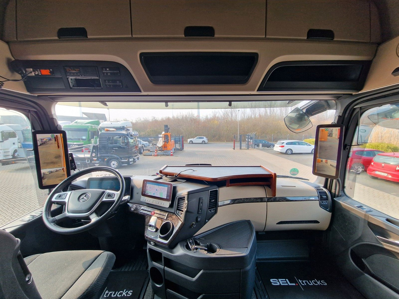 Тентована вантажівка Mercedes-Benz Actros 2548 / Retarder / Euro 6E / Aluklappen: фото 20 Тентована вантажівка Mercedes-Benz Actros 2548 / Retarder / Euro 6E / Aluklappen: фото 20