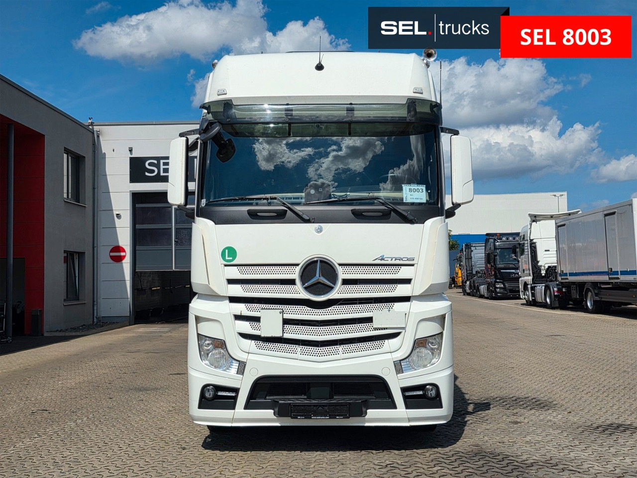 Mercedes-Benz Actros 2551 /Retarder/Ldbw/Konvekta/Lenkachse - Вантажівка з закритим кузовом: фото 2 Mercedes-Benz Actros 2551 /Retarder/Ldbw/Konvekta/Lenkachse - Вантажівка з закритим кузовом: фото 2
