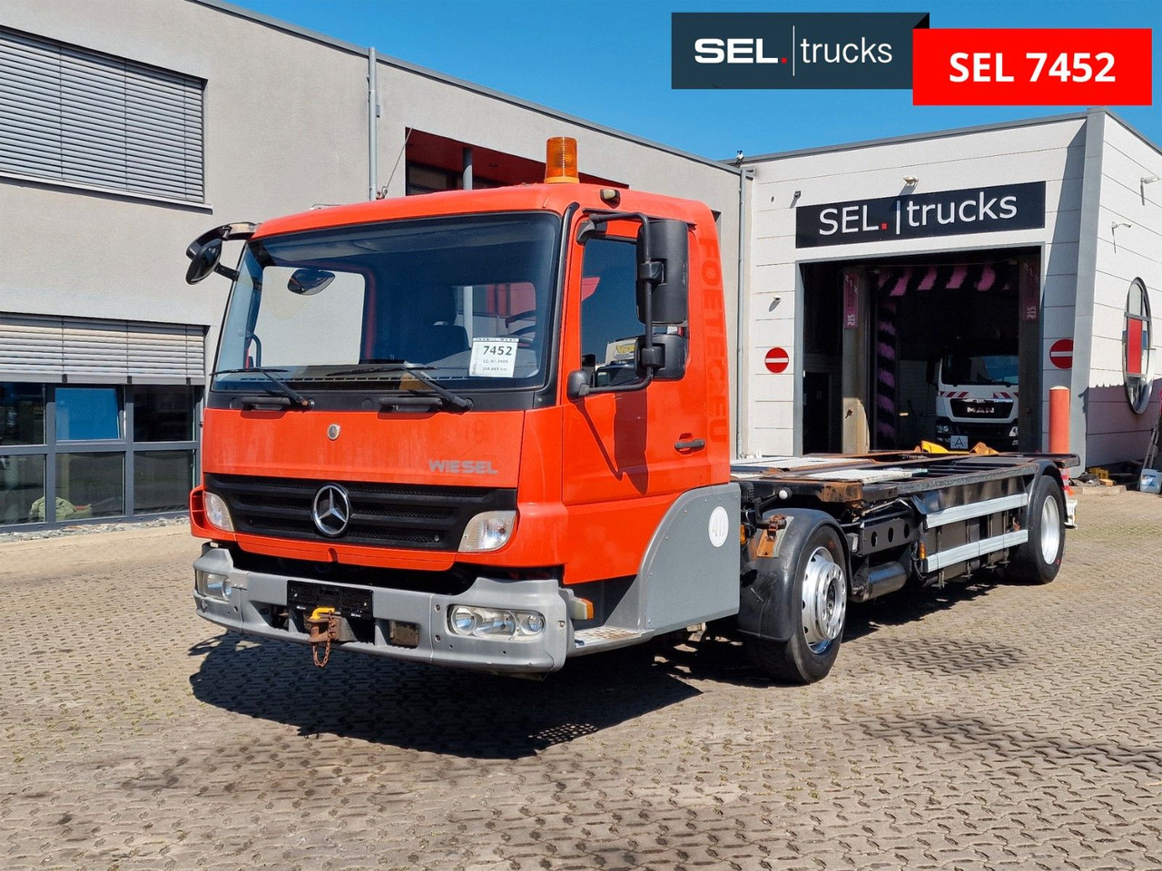 Mercedes-Benz KAMAG WBH 25 / Umsetzer / Wiesel / Rangierer - Контейнеровоз/ Змінний кузов вантажівка: фото 1 Mercedes-Benz KAMAG WBH 25 / Umsetzer / Wiesel / Rangierer - Контейнеровоз/ Змінний кузов вантажівка: фото 1
