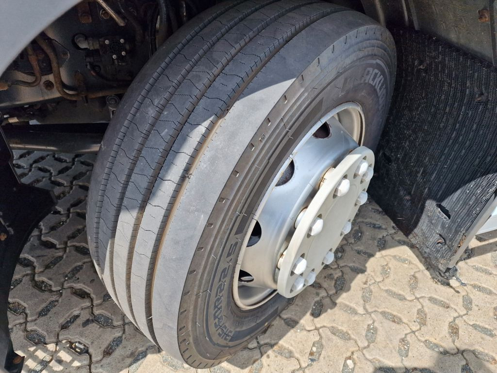 Для перевезення напоїв вантажівка Renault D wide / Ladebordwand / Getränke: фото 25
