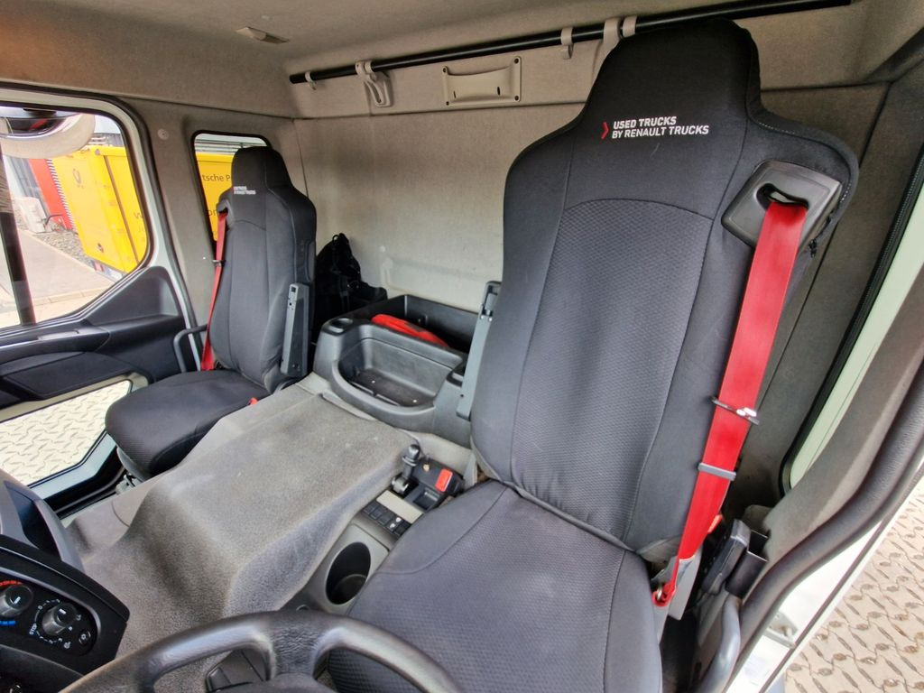 Для перевезення напоїв вантажівка Renault D wide / Ladebordwand / Getränke: фото 17