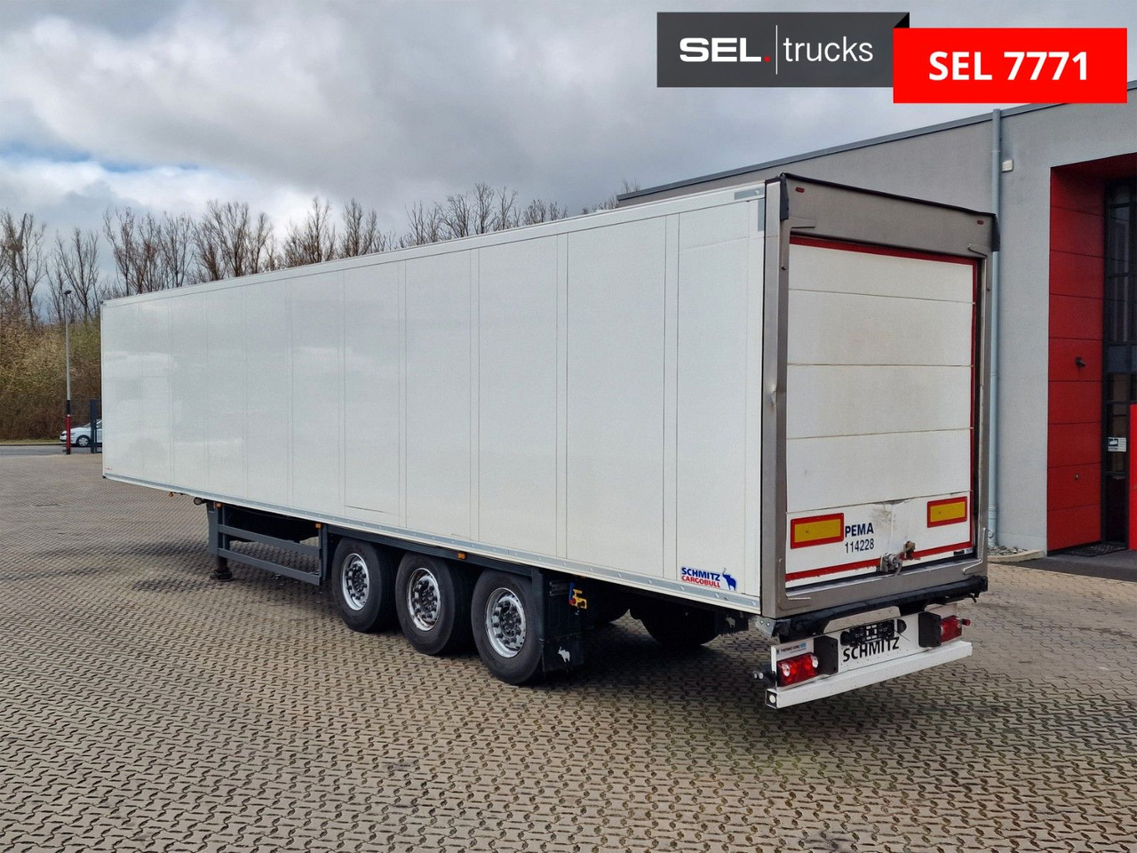 Schmitz Cargobull SKO 24/L 13.4 FP 45 COOL/Trennwand + Doppelverd. - Рефрижератор напівпричіп: фото 1 Schmitz Cargobull SKO 24/L 13.4 FP 45 COOL/Trennwand + Doppelverd. - Рефрижератор напівпричіп: фото 1