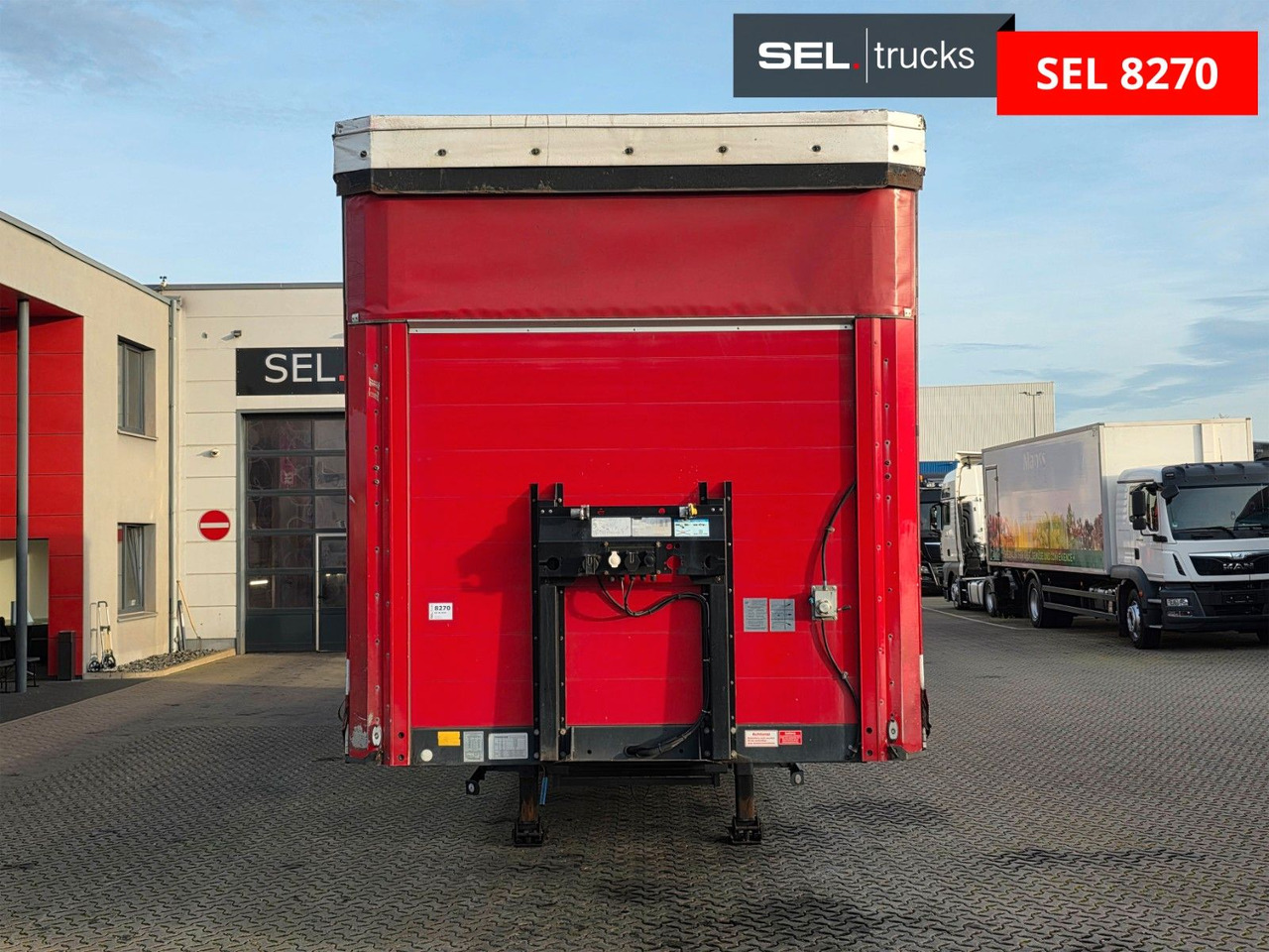 Schwarzmüller SJ / Liftachse - Для перевезення напоїв напівпричіп: фото 2 Schwarzmüller SJ / Liftachse - Для перевезення напоїв напівпричіп: фото 2