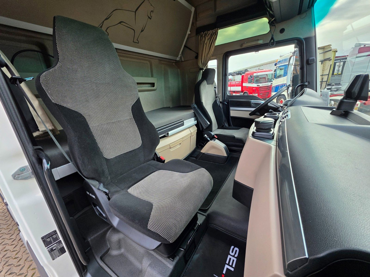 Тягач MAN TGX 18.460 4X2 LLS-U / Retarder: фото 31