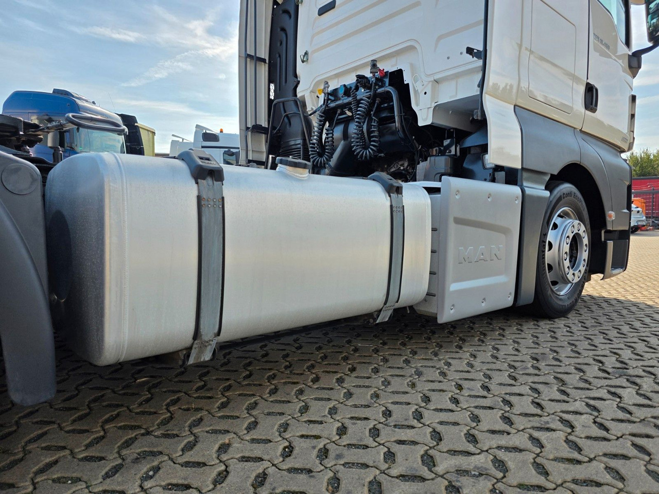 Тягач MAN TGX 18.460 4X2 LLS-U / Retarder: фото 17