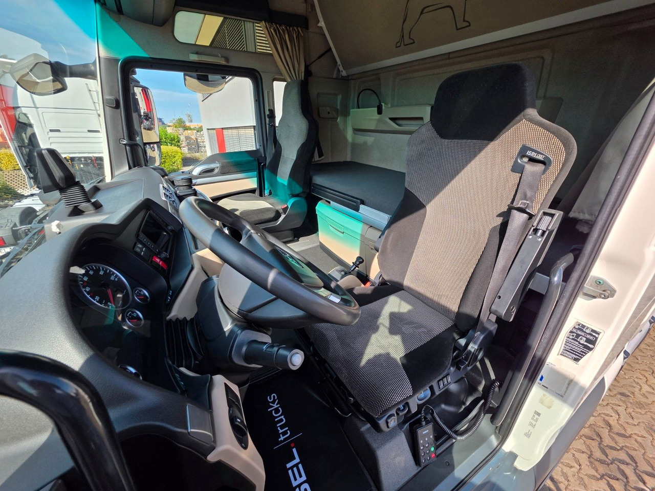 Тягач MAN TGX 18.460 4X2 LLS-U / Retarder: фото 29