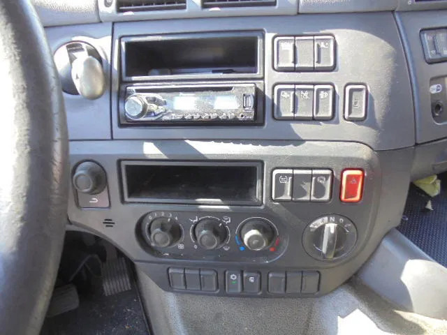 Вантажівка з закритим кузовом DAF CF 250 FA LOW KM NL TRUCK: фото 12