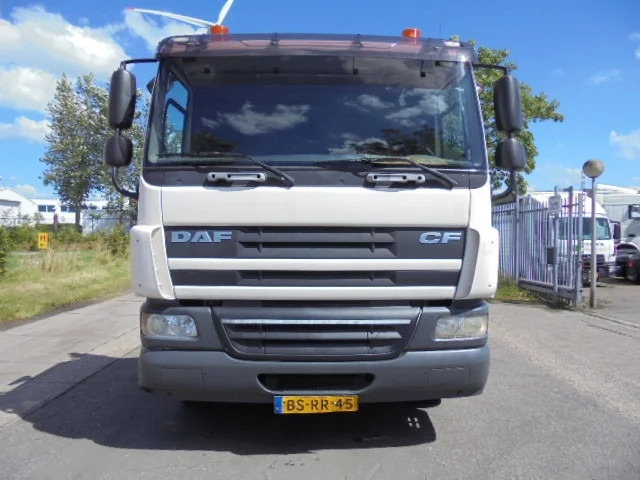DAF CF 75.250 FAG 250 6X2 - Вантажівка з закритим кузовом: фото 2 DAF CF 75.250 FAG 250 6X2 - Вантажівка з закритим кузовом: фото 2