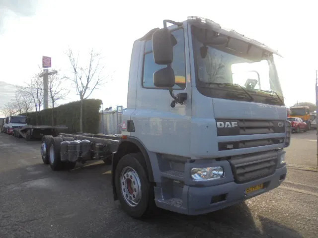 DAF CF 75.310 EEV FAN 6x2 NL TRUCK - Вантажівка шасі: фото 3 DAF CF 75.310 EEV FAN 6x2 NL TRUCK - Вантажівка шасі: фото 3